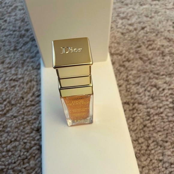 NWOB Dior advanced rose serum - 10ml - Picture 2 of 2